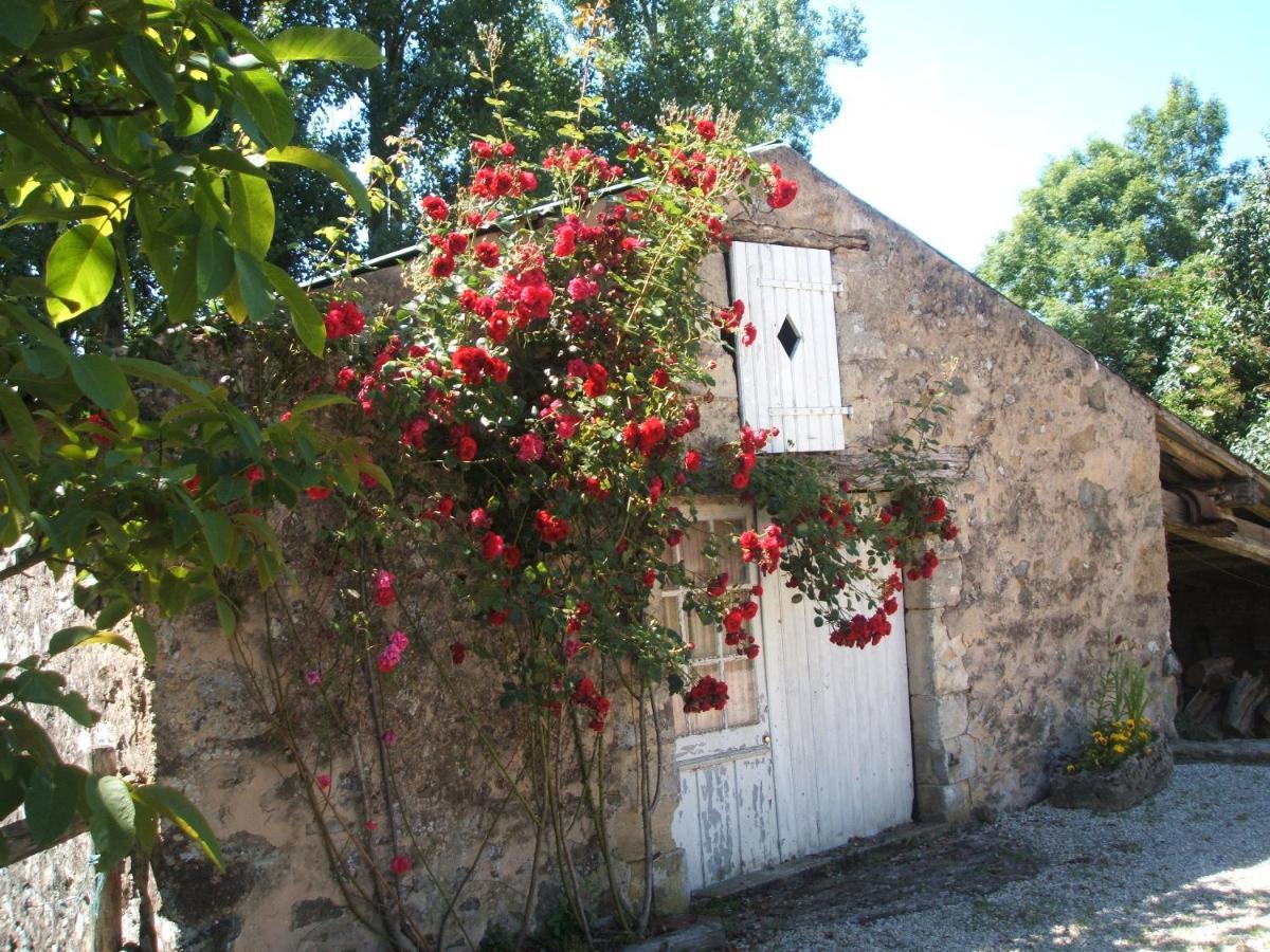Chambres D'Hotes La Charriere Cheffois エクステリア 写真